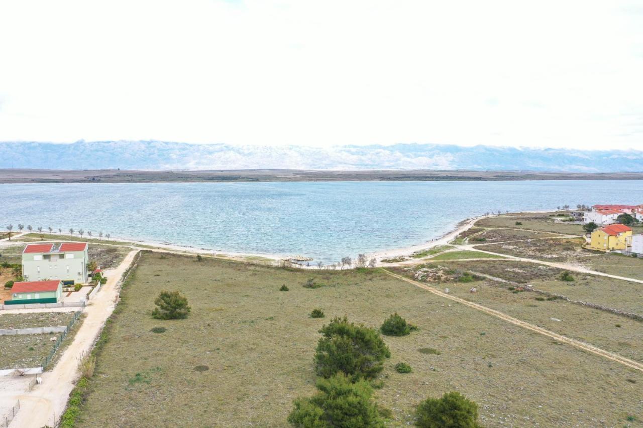 Apartmani Lukic Vir Esterno foto